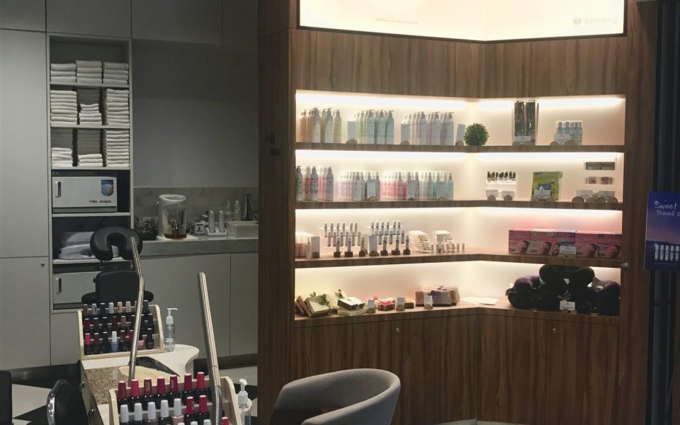 Retail Construction, Cambria Design Build, Pearson International Airport, Wellbeing Spa