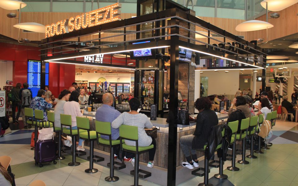 Hammerhead, Pearson International Airport, Restaurants